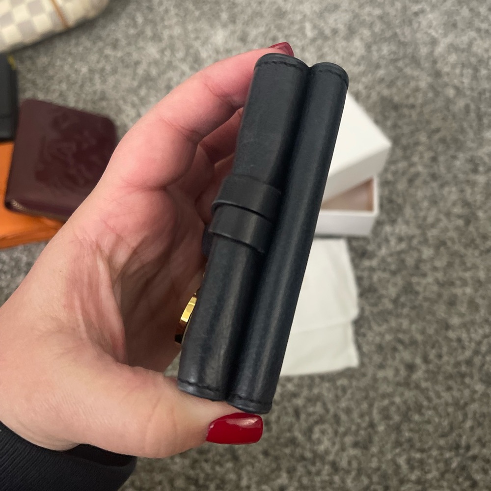 Chloe Mini Wallet - image 6